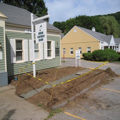 landscaping_during